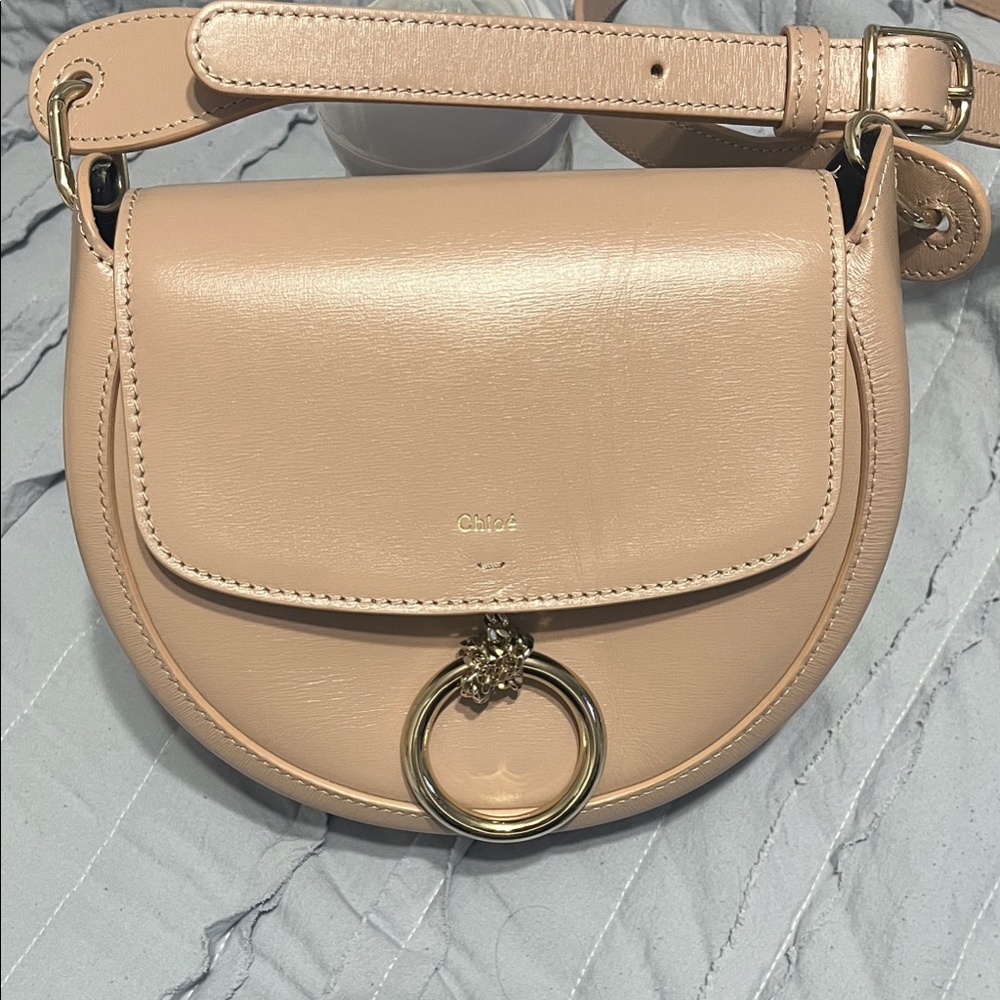 Chloe Tan Leather Crossbody Bag - Magnetic Closure NWOT